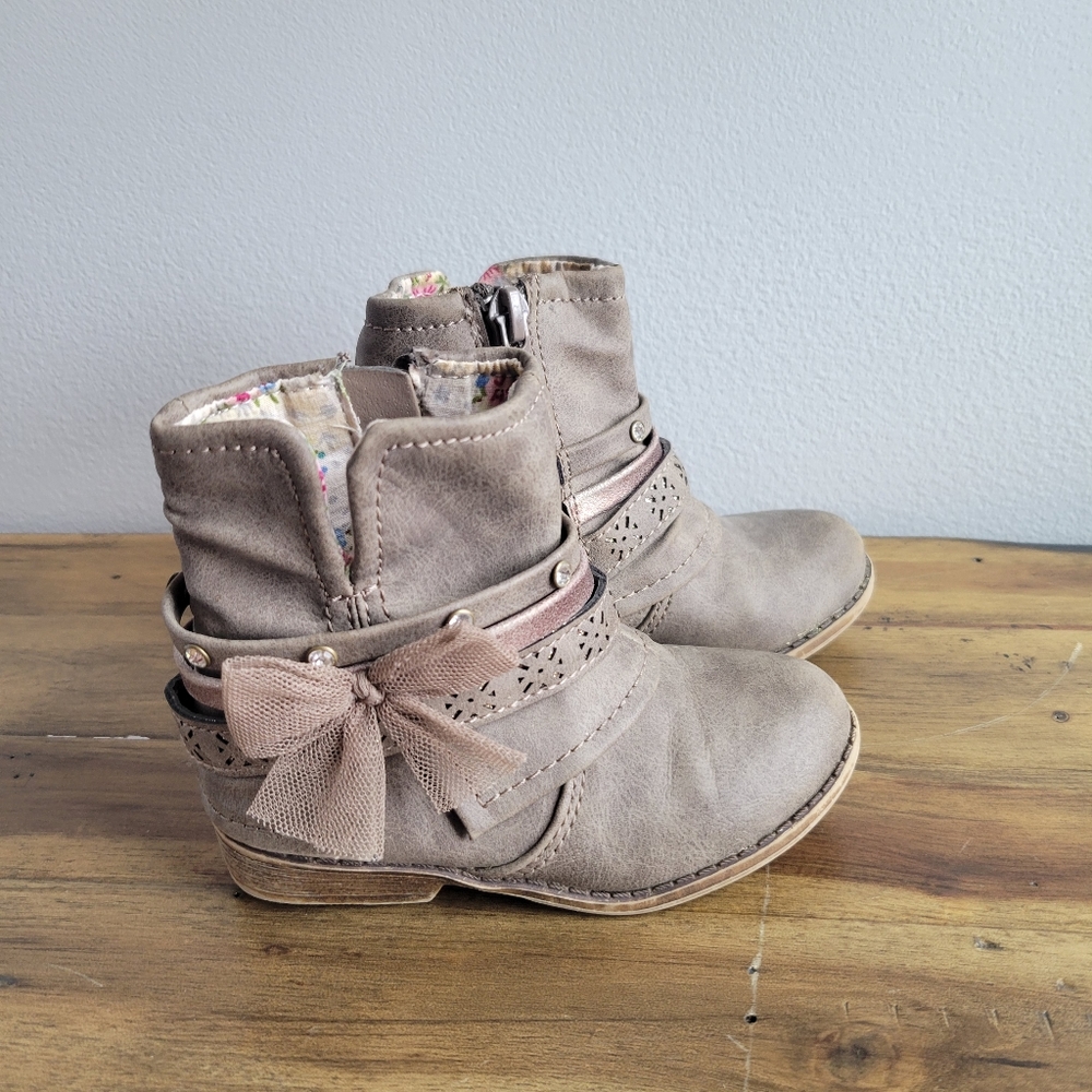 Jellypop Toddler Girls Size 5 Boots Brown